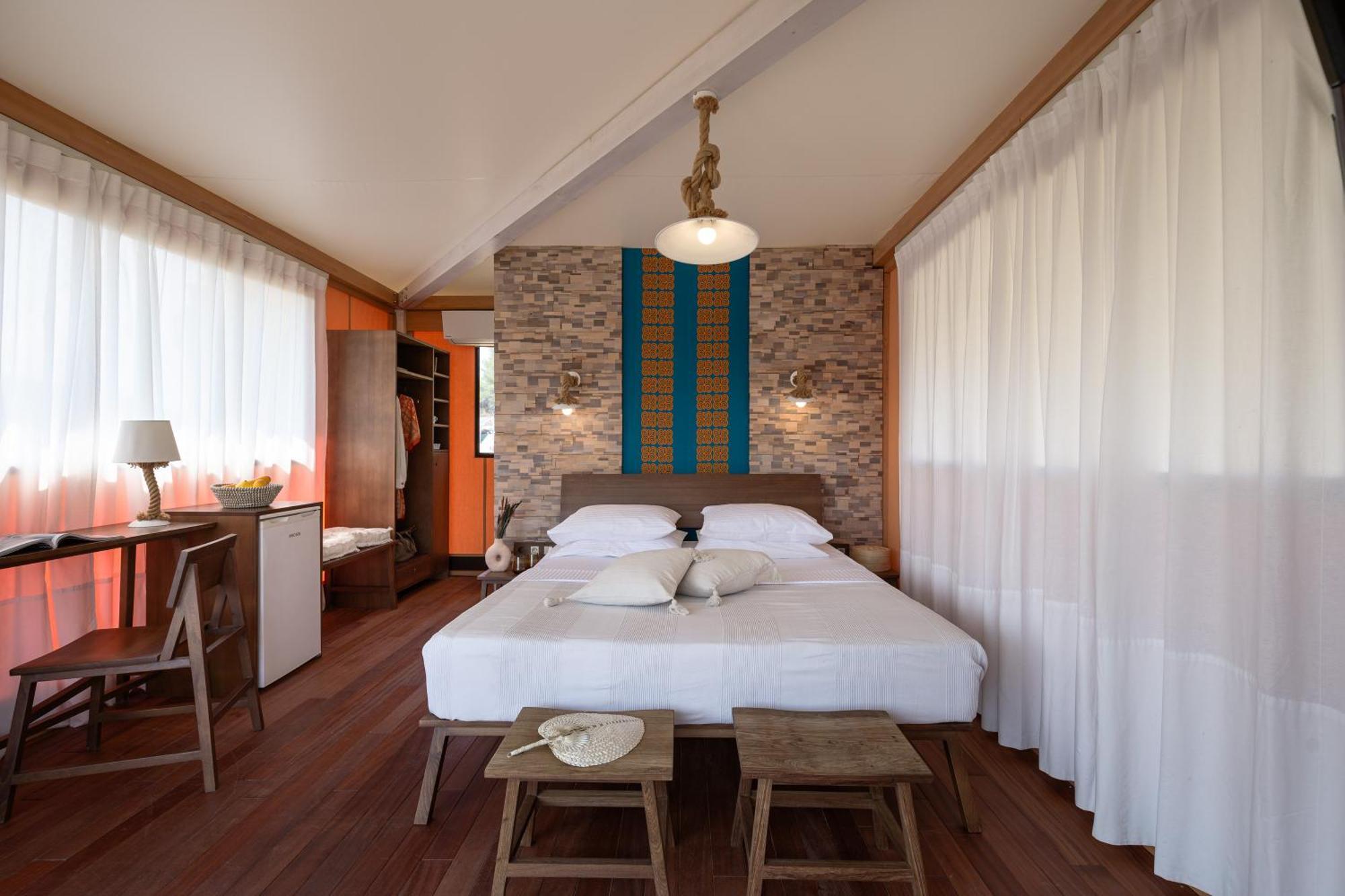 Ihousevillage Polychrono Bagian luar foto
